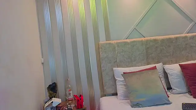 nami sweet  online show from November 23, 2025, 12:05 pm