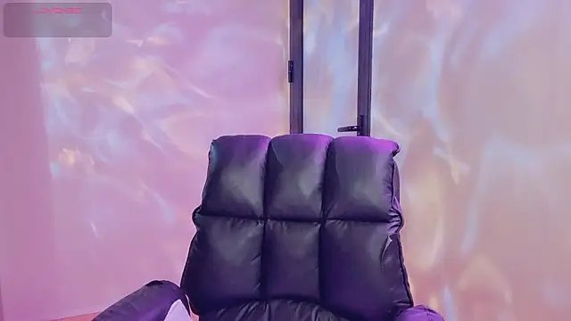  Dorry  online show from October 24, 2025, 4:14 pm