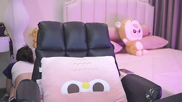  Dorry  online show from April 19, 2026, 6:32 pm