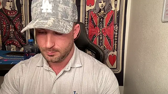 brettmycles28 online show from February 3, 2026, 12:53 am