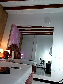 AlissonPeach01 online show from December 23, 2025, 10:46 am