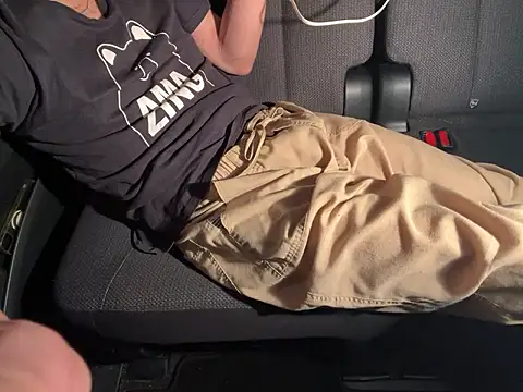 CAMEL1913 online show from September 19, 2025, 4:40 pm