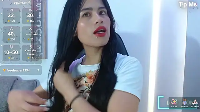 luna starr69 online show from December 20, 2025, 1:07 pm