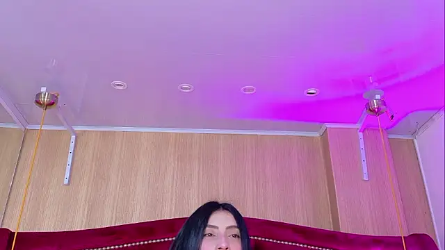 ZaraGold online show from March 26, 2026, 11:32 pm