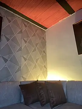 Alisse taylor2 online show from September 25, 2025, 1:04 pm