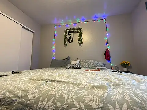 JizzyJazzunleashed online show from January 10, 2026, 8:32 pm