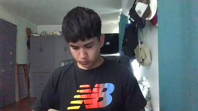 Snapshot of angxhot chatting on January 5, 2026, 5:27 pm angxhot online show from January 5, 2026, 5:27 pm