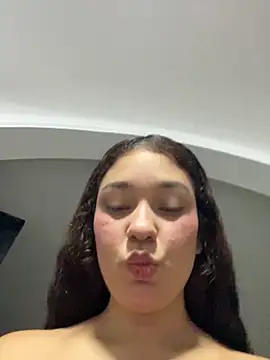 lana rousse01 online show from November 14, 2025, 11:46 pm