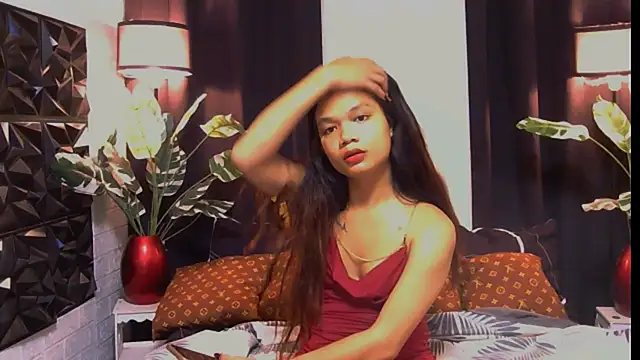 Morena cockts online show from November 16, 2025, 8:53 am