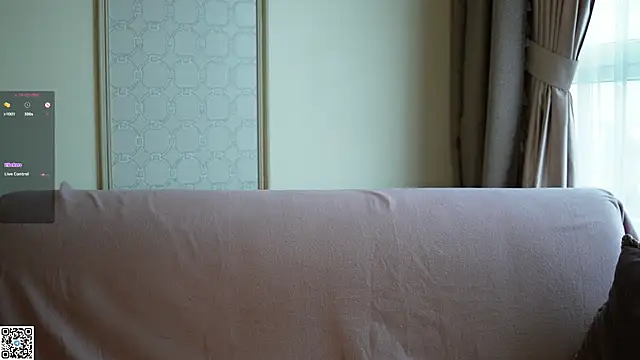 KissOfFlame online show from October 12, 2025, 7:51 am