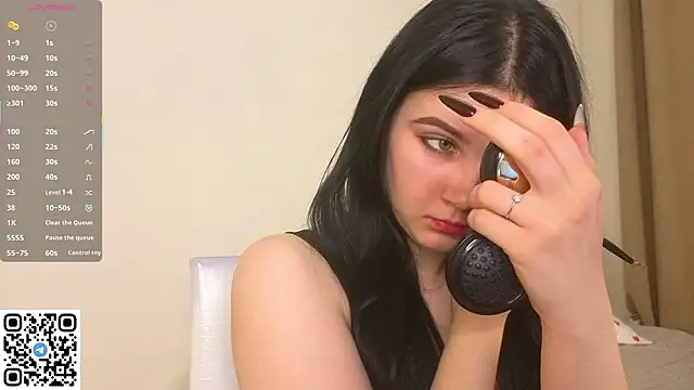 EnricaElis online show from March 13, 2026, 8:15 pm