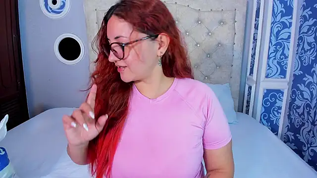 mishell lovely online show from October 14, 2025, 1:34 pm