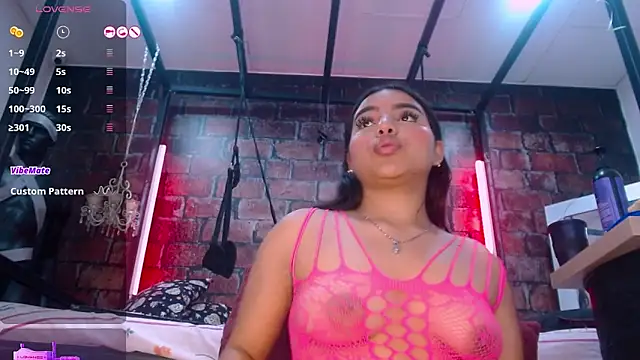 MariyaNovaki online show from September 18, 2025, 12:40 pm