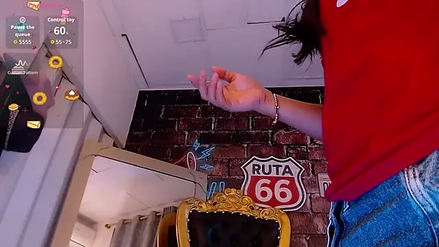 MariyaNovaki online show from October 6, 2025, 12:13 pm