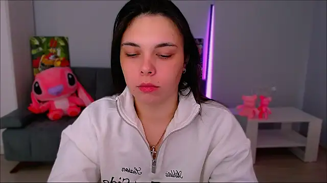 queenofthesense  online show from October 23, 2025, 11:42 am