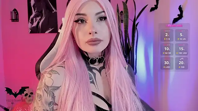 VelvetVampiree online show from April 14, 2026, 3:12 am