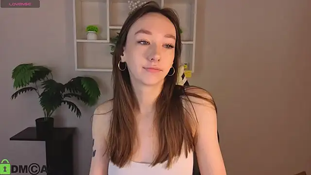 Miche1le Allenne online show from April 14, 2026, 1:11 am