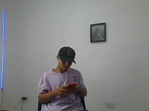 Snapshot of yissus_20_ chatting on April 9, 2026, 8:58 pm yissus 20 online show from April 9, 2026, 8:58 pm