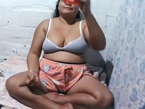 33mango online show from March 20, 2026, 7:52 pm