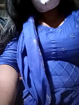 ANNA HOT111 online show from September 17, 2025, 8:38 am