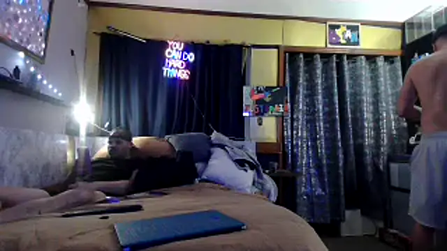 Snapshot of Xstumpy chatting on April 9, 2026, 8:25 pm Xstumpy online show from April 9, 2026, 8:25 pm