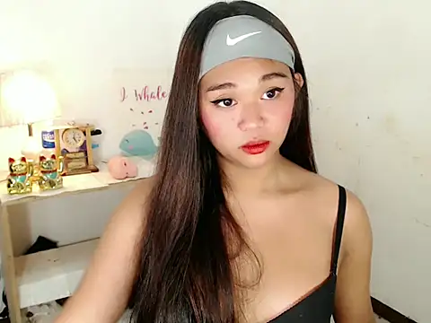 Malia cummer online show from October 16, 2025, 11:00 am