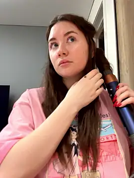 MeganStrain online show from January 11, 2026, 12:10 pm