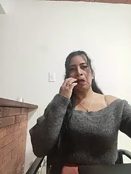 PAULA20- online show from October 25, 2025, 2:24 pm