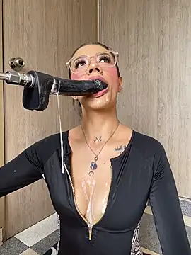 ValentinaBianchi online show from February 23, 2026, 7:22 pm