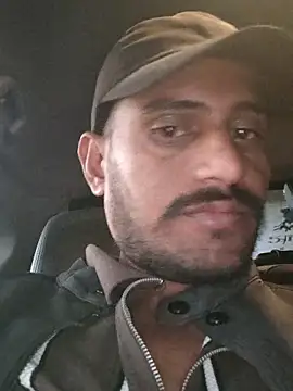 krishjaat43 online show from December 17, 2025, 1:11 am