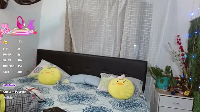 angelly  kate online show from September 30, 2025, 3:00 am