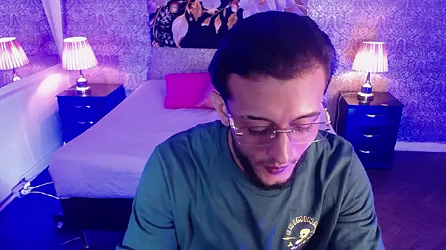 jonas conor online show from November 10, 2025, 7:57 pm