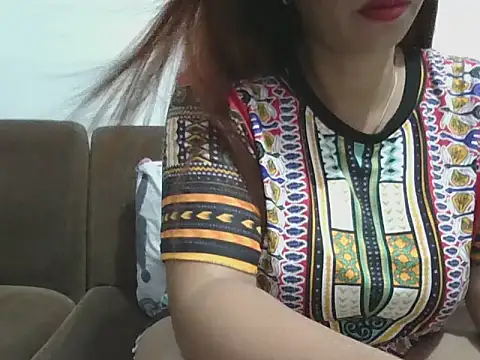 SeksiEstella online show from December 18, 2025, 9:21 pm