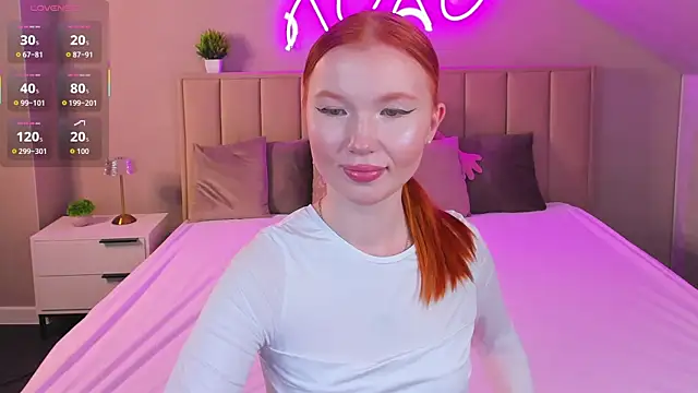 Anna Patterson online show from October 9, 2025, 10:35 am