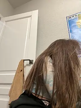 yourfavpsy  online show from December 18, 2025, 3:18 pm