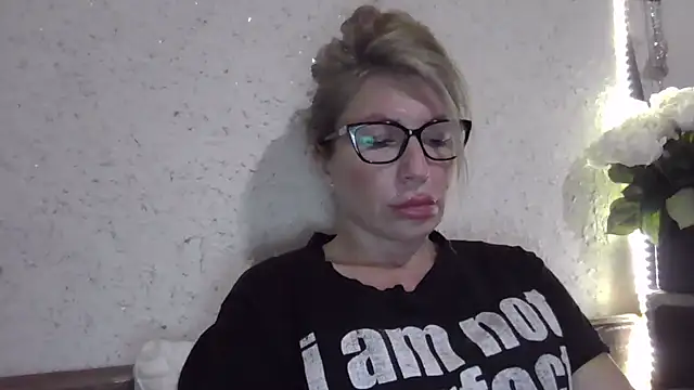 fox red lady7 online show from January 31, 2026, 9:46 pm