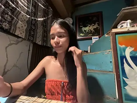 asya chris online show from June 3, 2026, 2:33 pm
