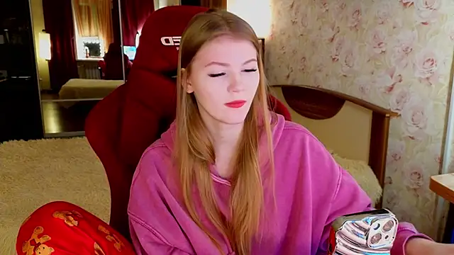 Jenny Skinner20 online show from November 27, 2025, 4:53 pm