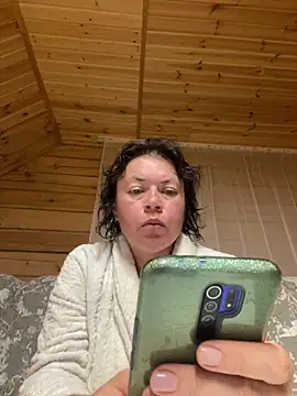 Kiravix online show from September 14, 2025, 5:34 pm