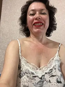 Kiravix online show from June 8, 2026, 8:09 pm