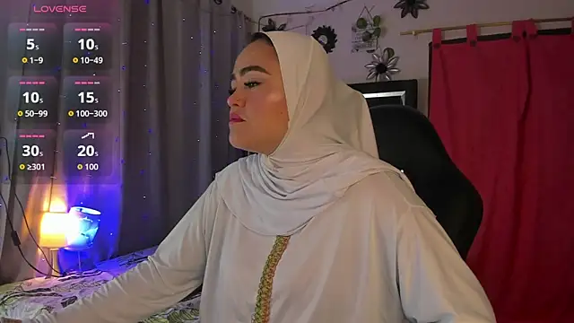 Snapshot of MarianFadel chatting on February 11, 2026, 12:32 pm MarianFadel online show from February 11, 2026, 12:32 pm