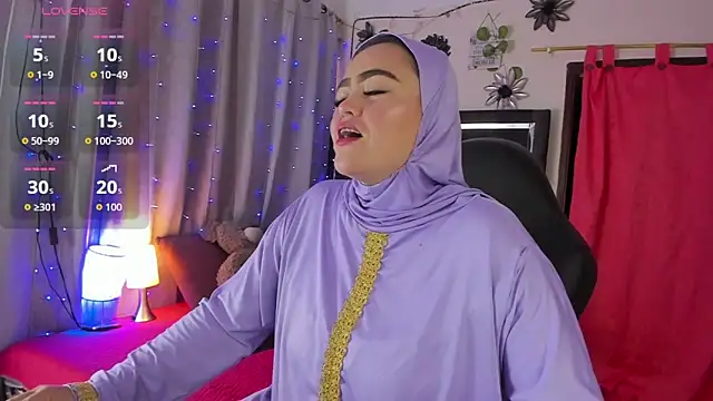 Snapshot of MarianFadel chatting on February 13, 2026, 12:34 pm MarianFadel online show from February 13, 2026, 12:34 pm