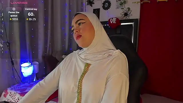 Snapshot of MarianFadel chatting on February 16, 2026, 12:34 pm MarianFadel online show from February 16, 2026, 12:34 pm