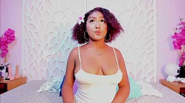 Snapshot of Emmadancer chatting on September 17, 2025, 7:59 pm Emmadancer online show from September 17, 2025, 7:59 pm