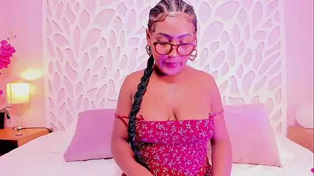 Emmadancer online show from November 2, 2025, 9:17 pm