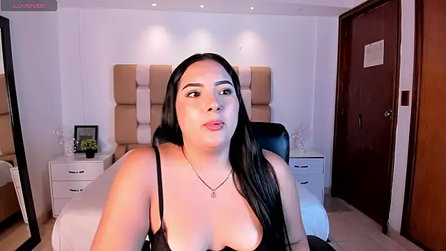 sofiacaramel online show from September 14, 2025, 1:10 pm