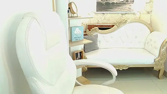 candyhot tk online show from December 20, 2025, 3:13 am