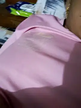 Anushka14321 online show from November 3, 2025, 6:09 pm