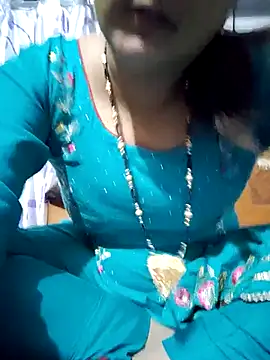 Anushka14321 online show from November 24, 2025, 7:08 am