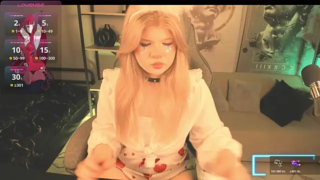 LilithNelson online show from October 31, 2025, 9:27 pm